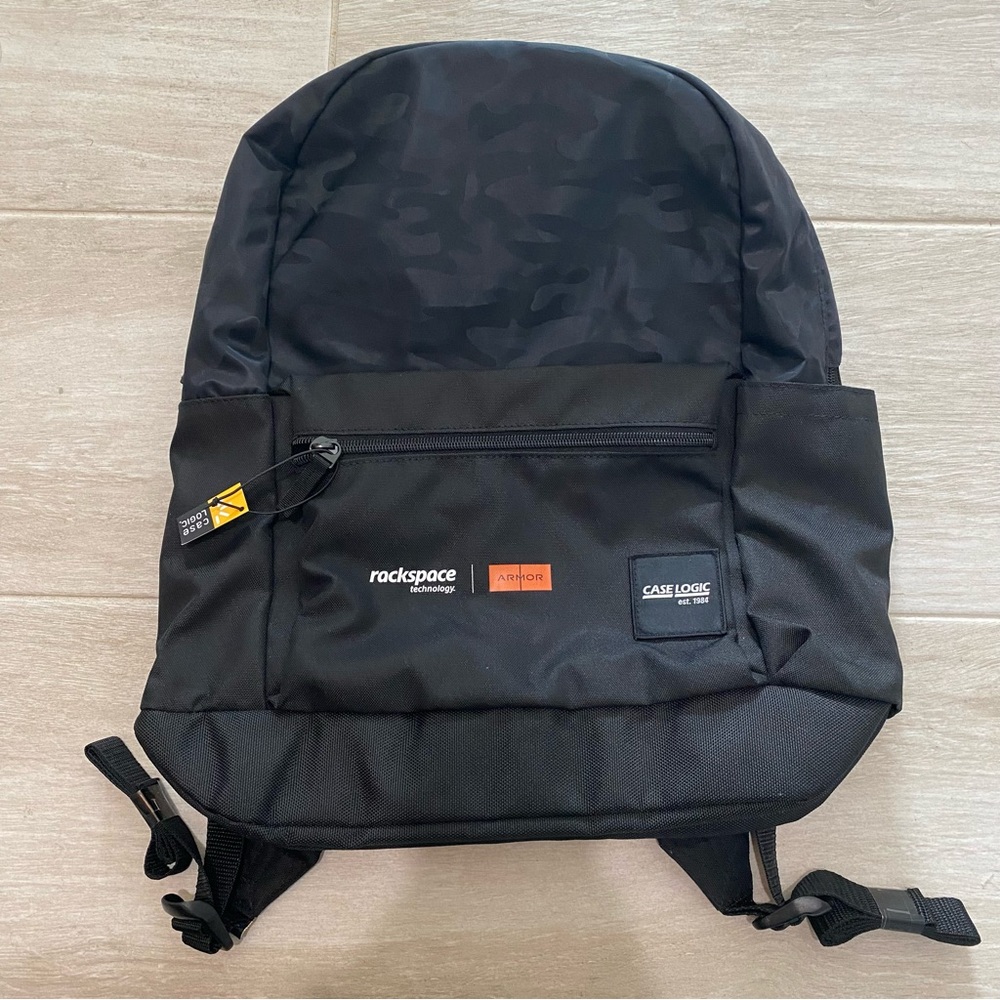 Case Logic Camo backpack with pen case